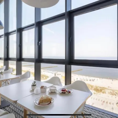Marine 216 Seaview Apartament