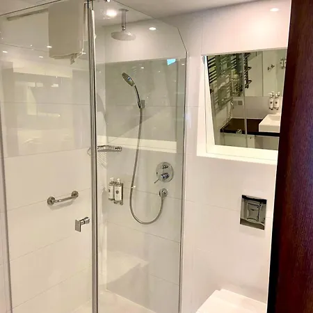 Marine 216 Seaview Apartament *