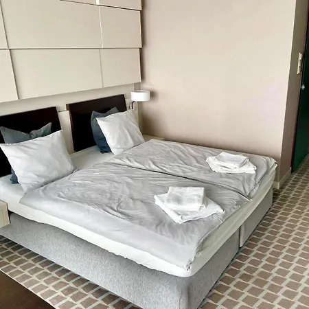 Marine 216 Seaview Apartament *